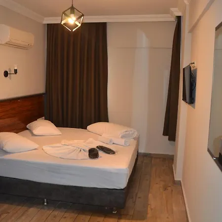 Otel Marka 2*